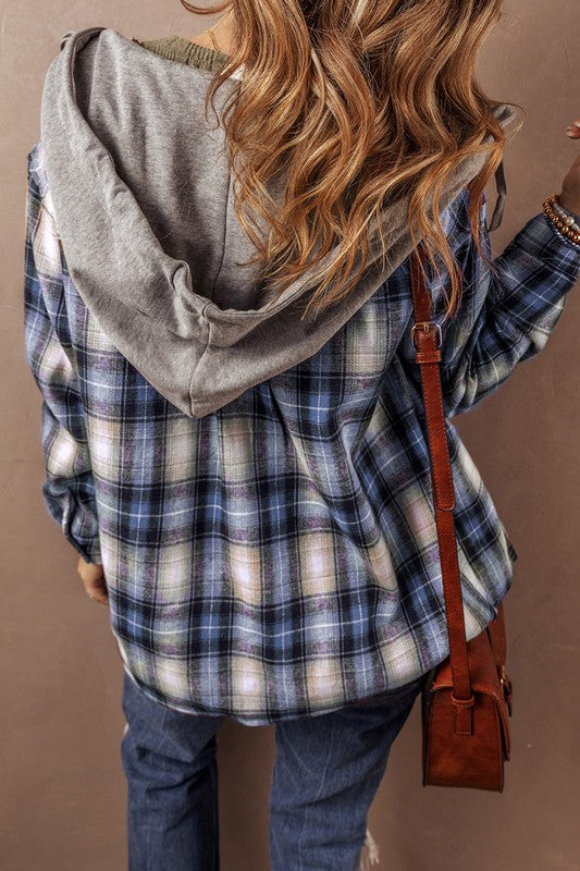 CHEST POCKET BUTTONED HOODED SHACKET